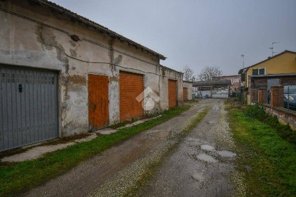 Rustico viale Cavour 92, Centro, Poggio Renatico