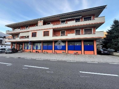 Piateda, Via Amonini, 12