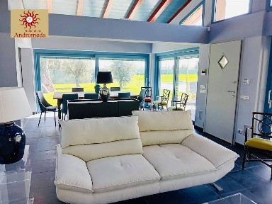 Villa unifamiliare via degli Olmi, Pietrasanta