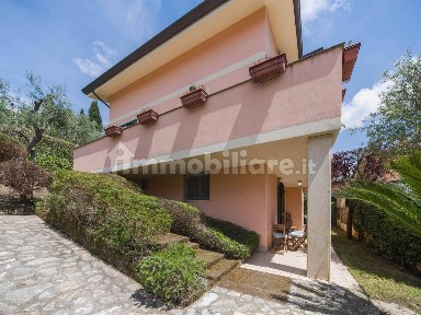 Villa unifamiliare, Bargecchia, Corsanico, Massarosa