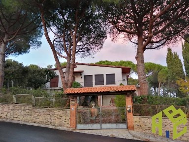 Villa unifamiliare, buono stato, 300 m², Castiglioncello, Rosignano Marittimo
