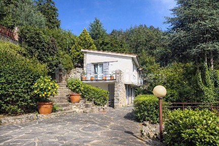 Villa unifamiliare via Villa Terrazze, Capezzano Pianore, Camaiore