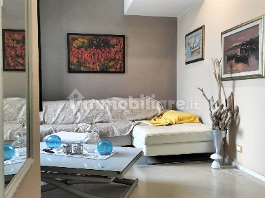 Villa bifamiliare via Roma, Lido di Camaiore, Camaiore