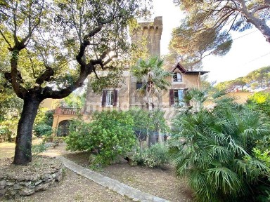 Villa unifamiliare via D. Martelli, Castiglioncello, Rosignano Marittimo