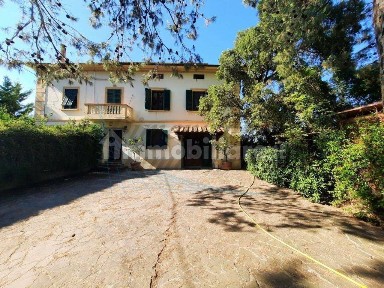 Villa unifamiliare Località traversa Livornese la Sovita, Castelnuovo della Misericordia, Gabbro, Rosignano Marittimo