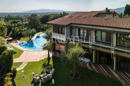 Villa unifamiliare via Pesciatina 22, San Vito, Lucca