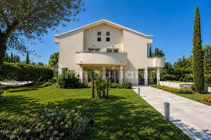 Villa unifamiliare via Francesco Carrara, Centro, Forte dei Marmi