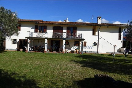 Villa unifamiliare via Puglie 3, Pietrasanta