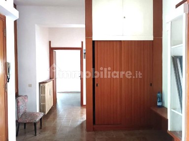 Villa unifamiliare Strada Provinciale di Valdarni 10, Centro, Castelnuovo di Garfagnana