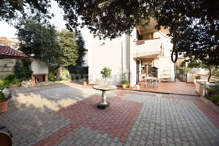Villa unifamiliare via L Maggiore, Rosignano Solvay, Rosignano Marittimo