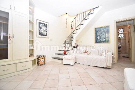 Villa bifamiliare viale Versilia 4, Pietrasanta