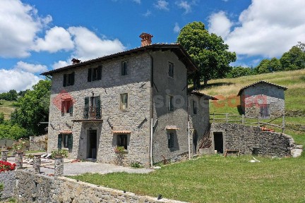 Villa unifamiliare Strada Provinciale di San Pellegrino in Alpe, Castiglione di Garfagnana