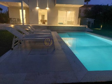Villa unifamiliare via Concordia 66, Pietrasanta