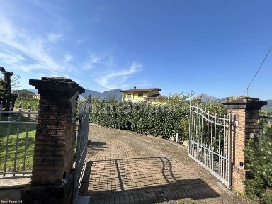 Villa unifamiliare via Sacro Cuore 2, Centro, Barga