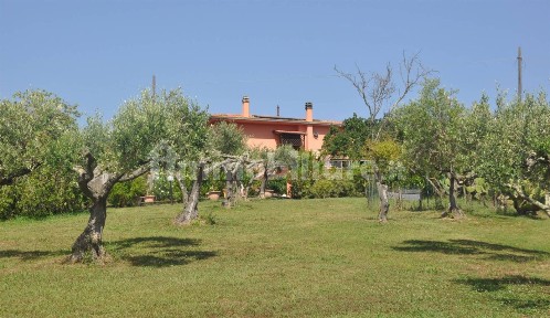 Villa unifamiliare Strada Provinciale 10, Castelnuovo della Misericordia, Gabbro, Rosignano Marittimo