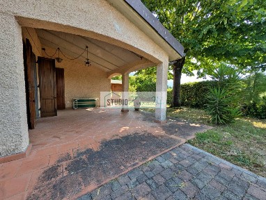 Villa bifamiliare via Traversagna, Pietrasanta
