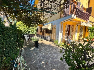 Villa bifamiliare via Aldo Muston, Sant'Anna, Lucca