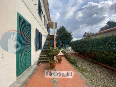 Villa unifamiliare, buono stato, 280 m², Porta a Terra - Padula, Livorno