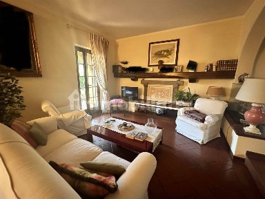 Villa unifamiliare via Ludovico Ariosto SNC, Vittoria Apuana, Forte dei Marmi