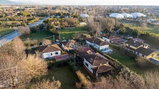 Villa unifamiliare via Sardegna, 16, Pietrasanta