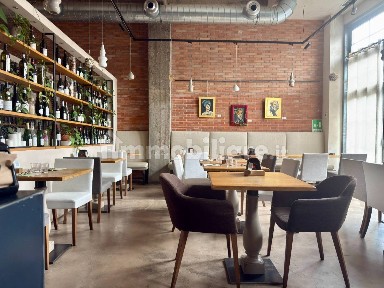 Ristorante con laboratorio in Vendita