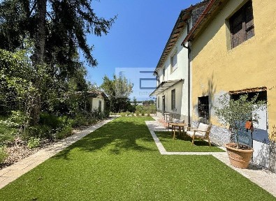 Villa unifamiliare via Spedetto, Capezzano Pianore, Camaiore