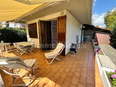 Villa bifamiliare via Piave 99B, Centro, Forte dei Marmi