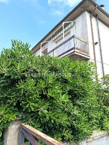 Villa plurifamiliare, da ristrutturare, 170 m², Rosignano Solvay, Rosignano Marittimo