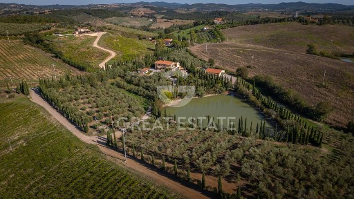 Locale commerciale in Vendita