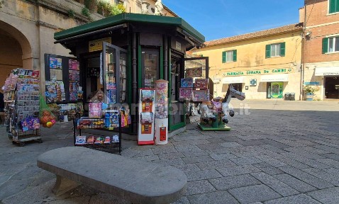 Edicola in Vendita