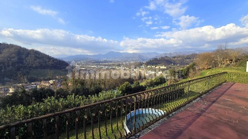 Villa unifamiliare via Sant'Antonio 3, Centro, Castelnuovo di Garfagnana