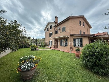 Villa bifamiliare 320 m², Rosignano Solvay, Rosignano Marittimo