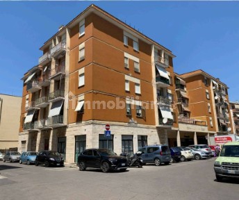 Locale commerciale in Vendita