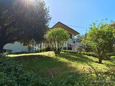 Villa unifamiliare Strada Comunale di Pontemazzoli, Camaiore Paese, Camaiore