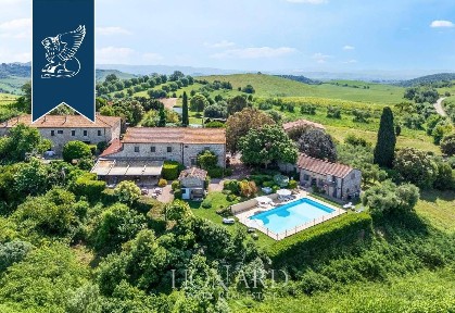 Agriturismo in Vendita