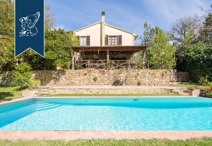 Agriturismo in Vendita
