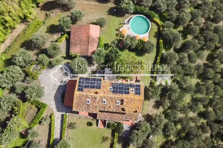 Villa unifamiliare via delle Sezioni, Bargecchia, Corsanico, Massarosa