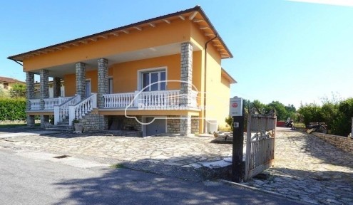 Villa unifamiliare via Giuseppe Verdi, Altopascio Centro, Altopascio