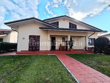 Villa bifamiliare via Serraglio 3, Pietrasanta