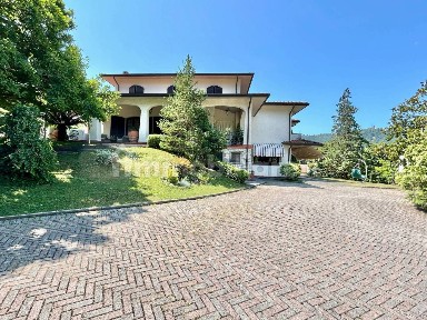 Villa unifamiliare via Bellosguardo 1A, Camaiore Paese, Camaiore