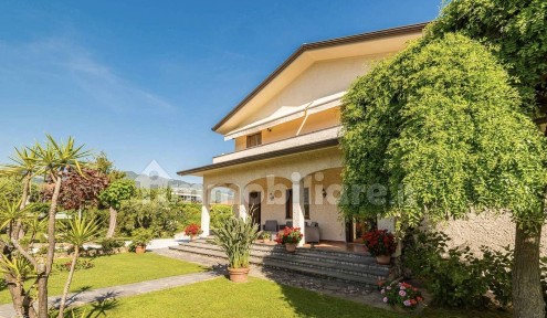Villa unifamiliare via 20 Settembre 150A, Vaiana, Forte dei Marmi