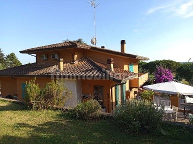 Villa unifamiliare Piano Di Mommio No Number, Piano di Mommio, Massarosa