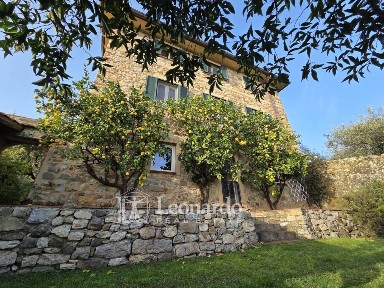 Villa unifamiliare via del campisano, Bargecchia, Corsanico, Massarosa