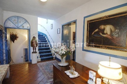 Hotel in Vendita