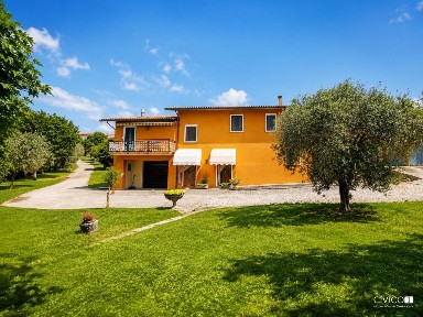 Villa unifamiliare, da ristrutturare, 273 m², Brendola