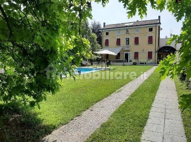 Villa unifamiliare, buono stato, 400 m², Centro, Thiene