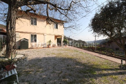 Villa unifamiliare Contrada Rossetti, Castelgomberto
