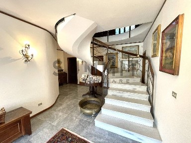 Villa unifamiliare, buono stato, 470 m², Centro, Schio