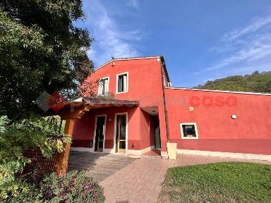 Villa unifamiliare via Valle, 50, Centro, Sarego