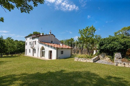 Villa unifamiliare via Grotte, Sarego